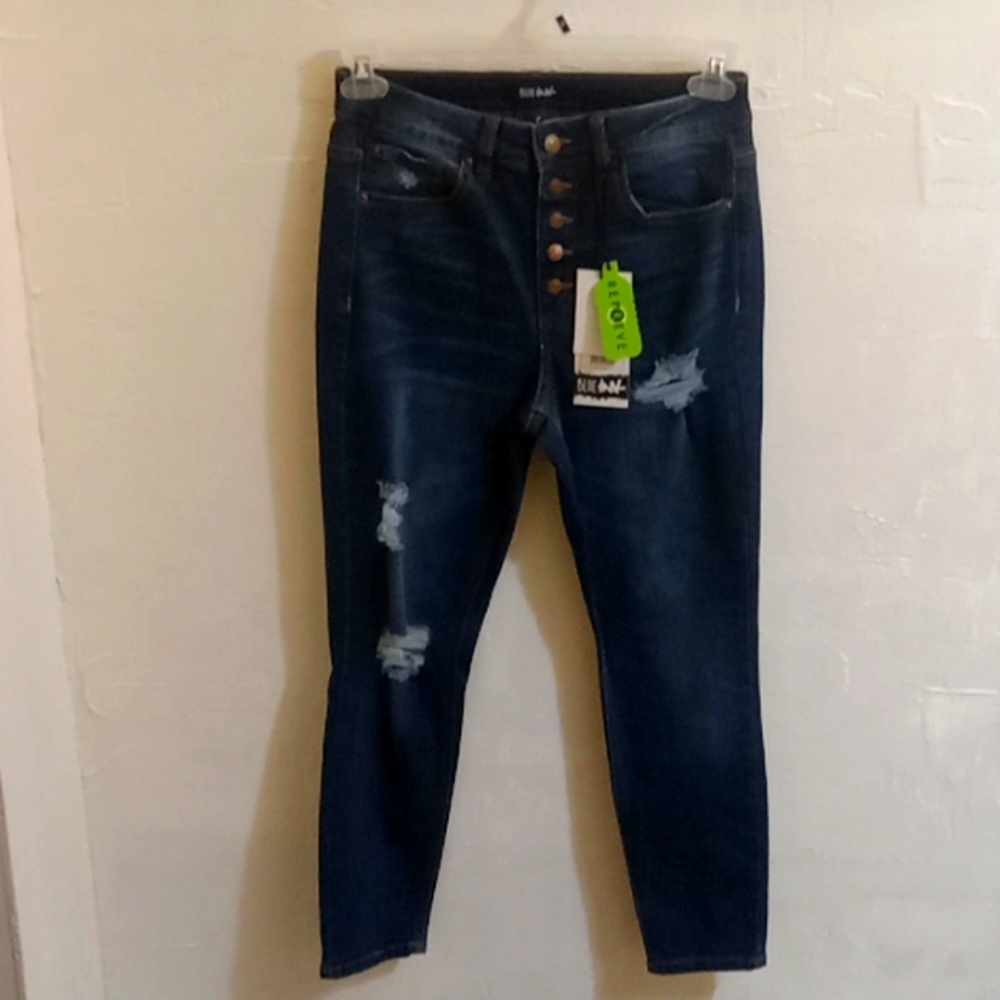 Jeans - Picture 2 of 3